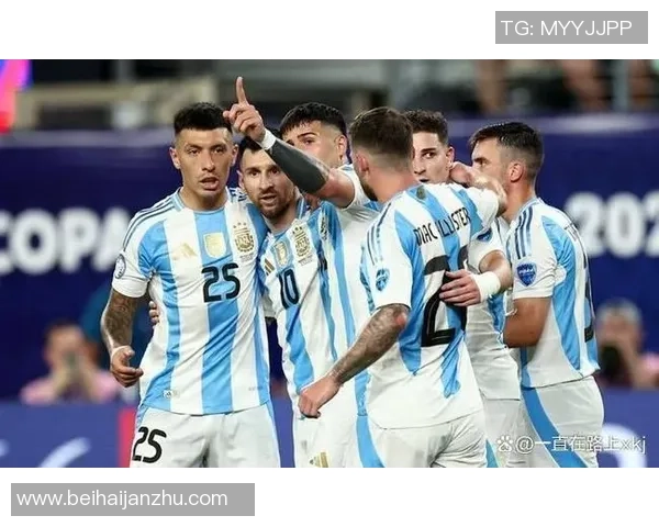 2014世界杯小组赛西班牙惨遭智利逆袭引发热议