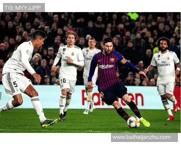 皇家马德里与巴萨巅峰对决赛前全面分析与战术展望